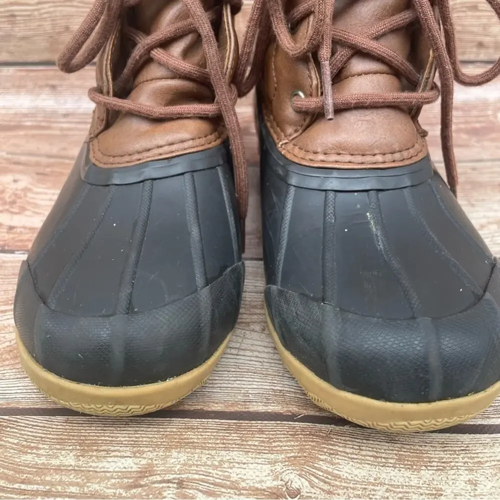 Sperry duck boots size 4M